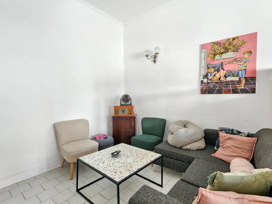 3 Bedroom Property for Sale in Sea Point Western Cape